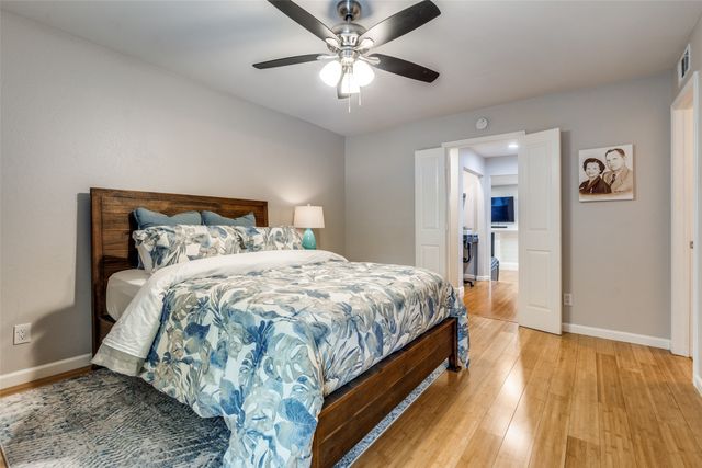 7525 Holly Hill Drive 1, Dallas, TX 75231