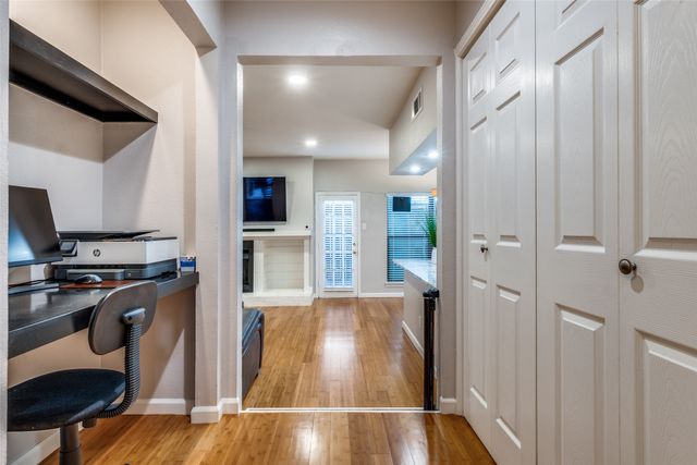 7525 Holly Hill Drive 1, Dallas, TX 75231