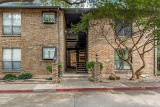 7525 Holly Hill Drive 1, Dallas, TX 75231