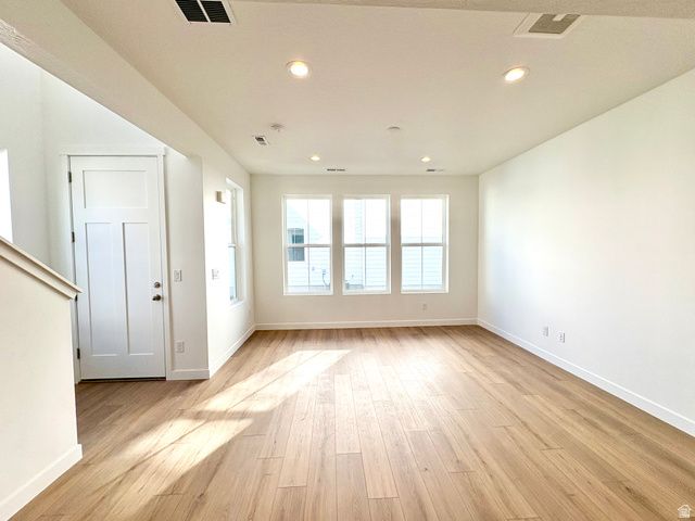 6891 W SOUTH JORDAN PKWY, South Jordan, UT 84009