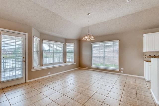 5930 River Bend Drive, Benbrook, TX 76132