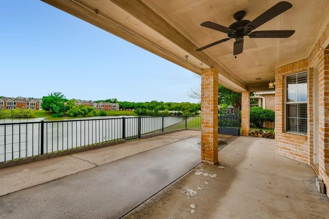5930 River Bend Drive, Benbrook, TX 76132