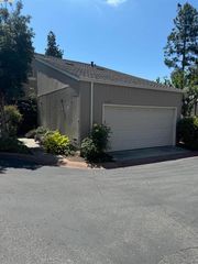6649 Bunker Hill Ct, San Jose, CA 95120