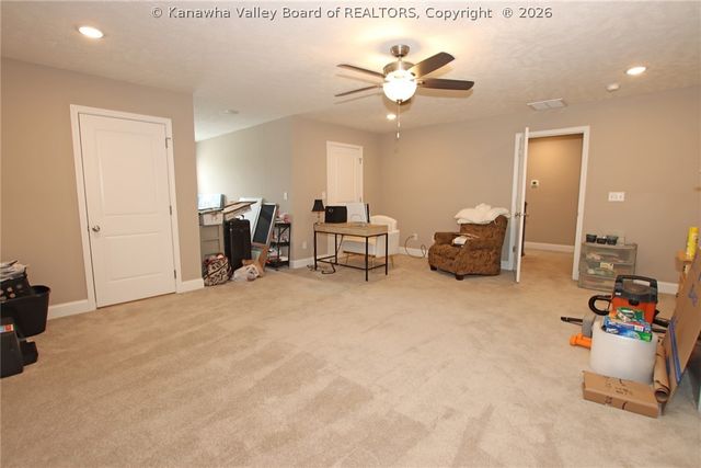62 Cottage Lane, Hurricane, WV 25526