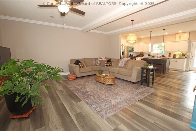 62 Cottage Lane, Hurricane, WV 25526