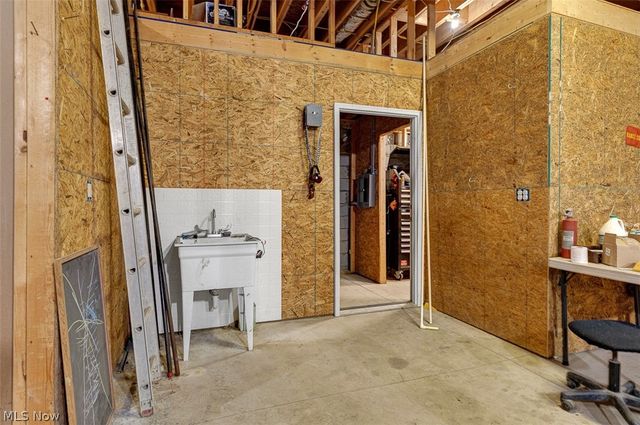 8330 Spieth Road, Litchfield, OH 44253