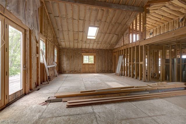 8330 Spieth Road, Litchfield, OH 44253