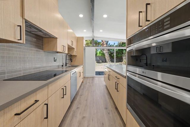 5025 Hemlock St, Sacramento, CA 95841