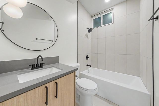 5025 Hemlock St, Sacramento, CA 95841