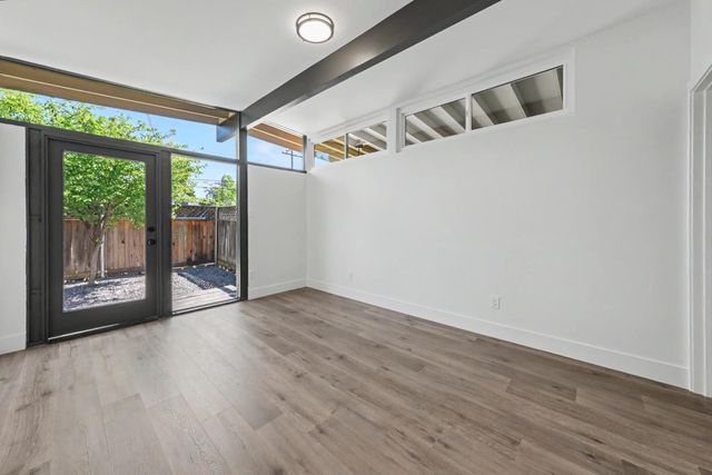 5025 Hemlock St, Sacramento, CA 95841