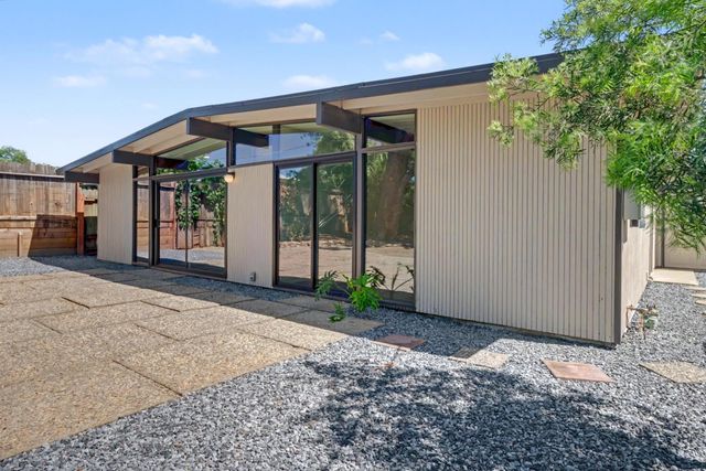 5025 Hemlock St, Sacramento, CA 95841