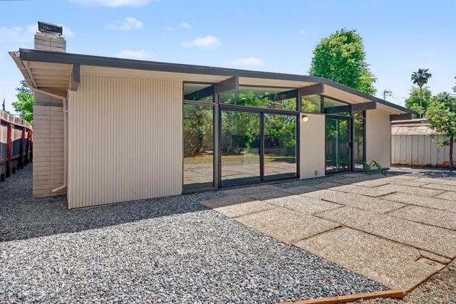 5025 Hemlock St, Sacramento, CA 95841