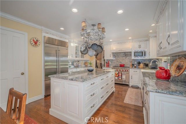 757 Quail Valley, West Covina, CA 91791