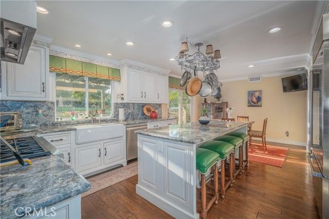 757 Quail Valley, West Covina, CA 91791