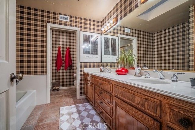 757 Quail Valley, West Covina, CA 91791