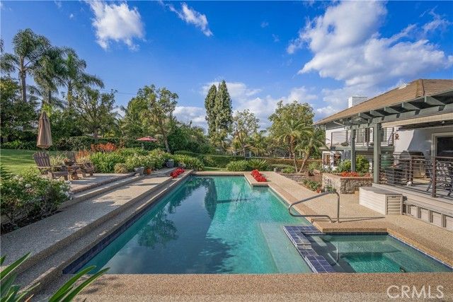 757 Quail Valley, West Covina, CA 91791