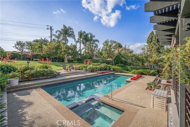 757 Quail Valley, West Covina, CA 91791