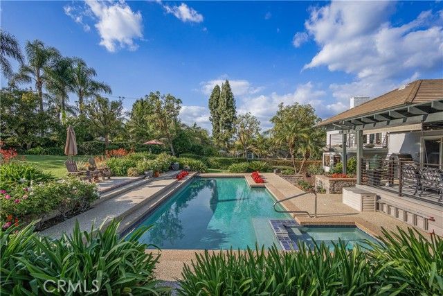 757 Quail Valley, West Covina, CA 91791