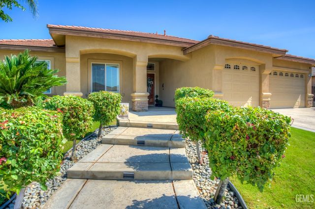 10102 Stoneham Street, Bakersfield, CA 93314
