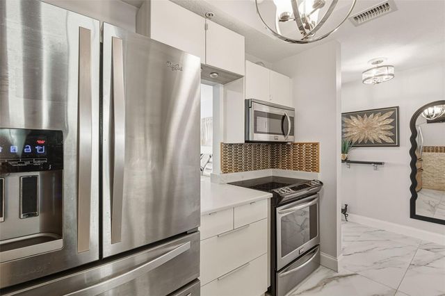 3730 CADBURY CIRCLE 631, Venice, FL 34293