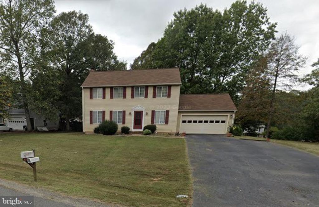 10624 HOLLEYBROOKE DR, Spotsylvania, VA 22553