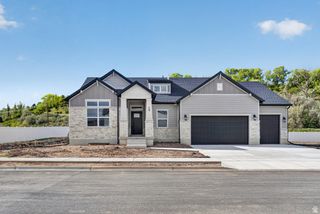 79 W GLEN WAY #101, South Weber, UT 84405