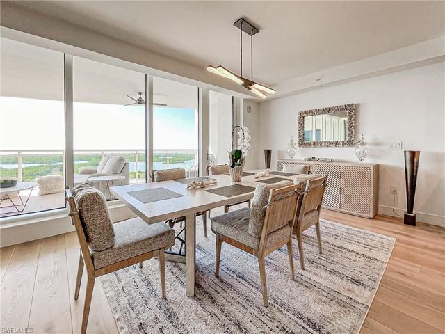 13925 Old Coast RD 1104, Naples, FL 34110