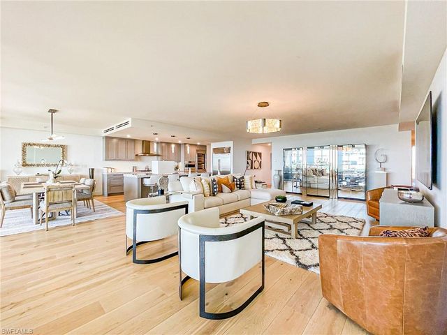13925 Old Coast RD 1104, Naples, FL 34110