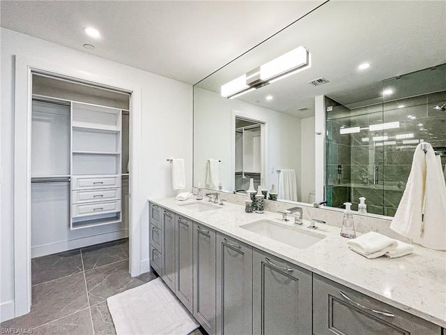 13925 Old Coast RD 1104, Naples, FL 34110