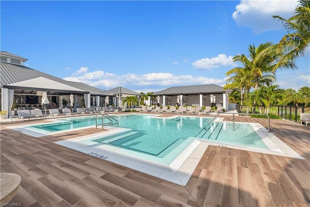 13925 Old Coast RD 1104, Naples, FL 34110