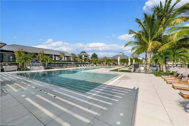 13925 Old Coast RD 1104, Naples, FL 34110