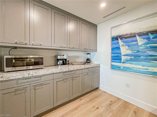 13925 Old Coast RD 1104, Naples, FL 34110