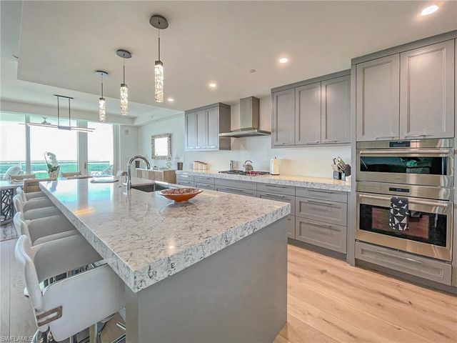 13925 Old Coast RD 1104, Naples, FL 34110