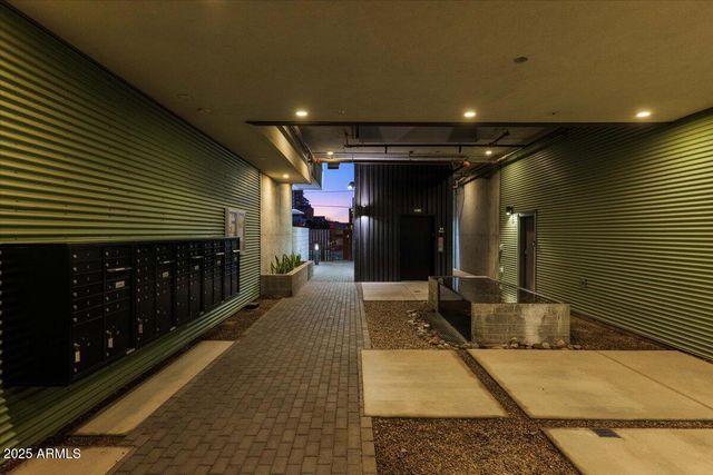 1130 N 2nd Street 210, Phoenix, AZ 85004