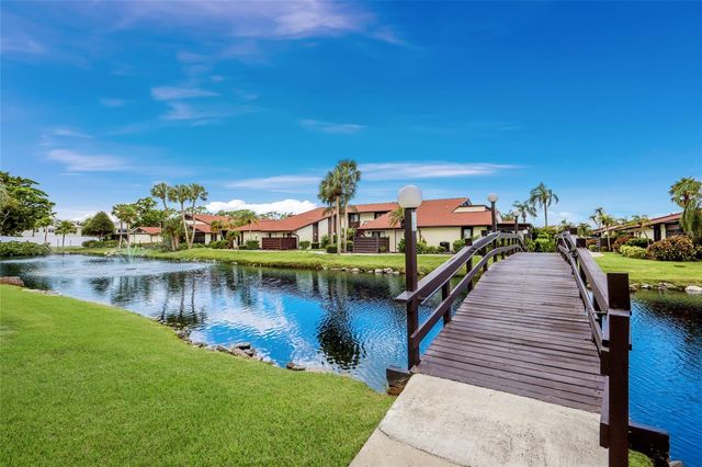 5400 34TH STREET W B16, Bradenton, FL 34210