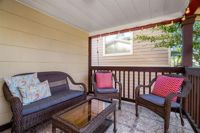 826 11TH AVENUE S Apt 1, St Petersburg, FL 33701