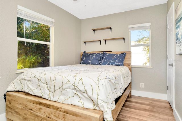 826 11TH AVENUE S Apt 1, St Petersburg, FL 33701