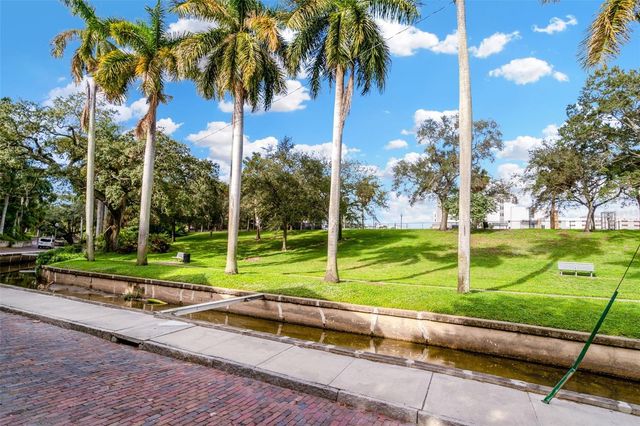 826 11TH AVENUE S Apt 1, St Petersburg, FL 33701