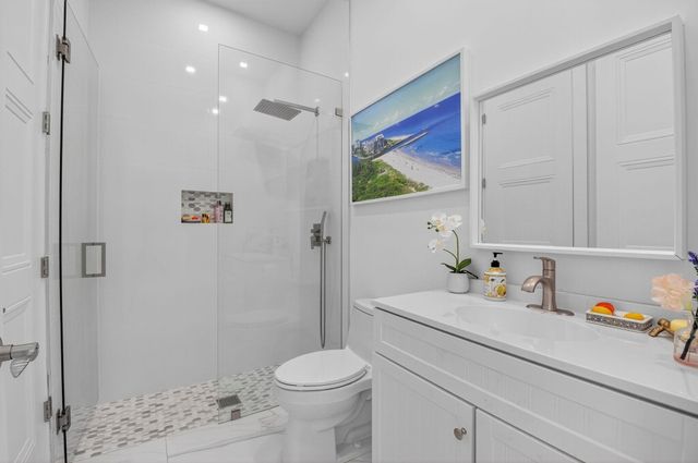 711 NE 6th Street, Boca Raton, FL 33432
