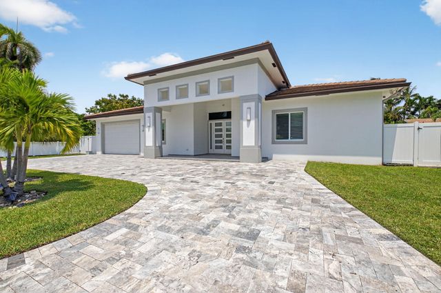 711 NE 6th Street, Boca Raton, FL 33432