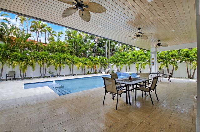 711 NE 6th Street, Boca Raton, FL 33432
