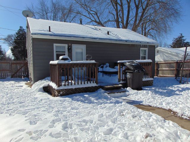 4144 Easton Boulevard, Des Moines, IA 50317