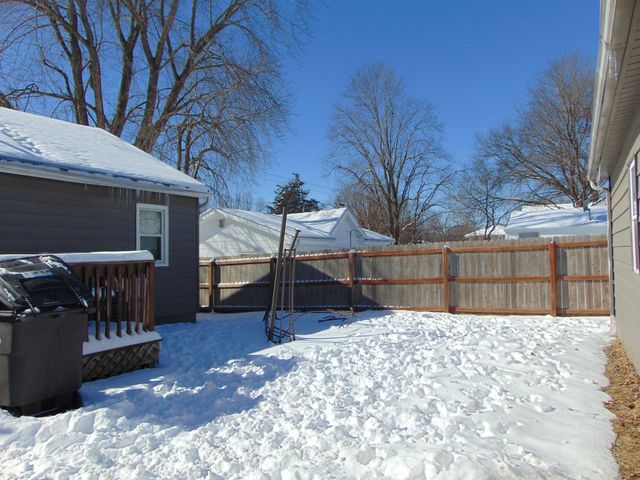 4144 Easton Boulevard, Des Moines, IA 50317