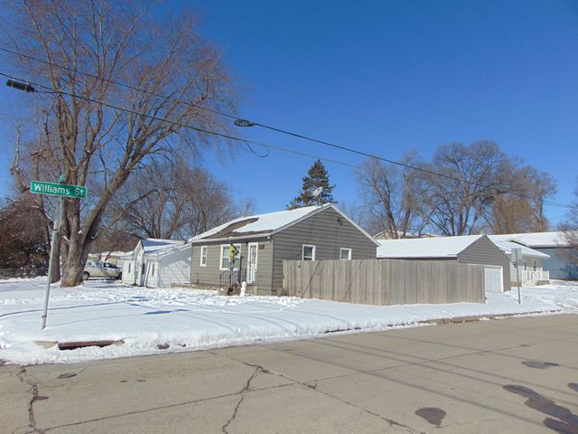 4144 Easton Boulevard, Des Moines, IA 50317