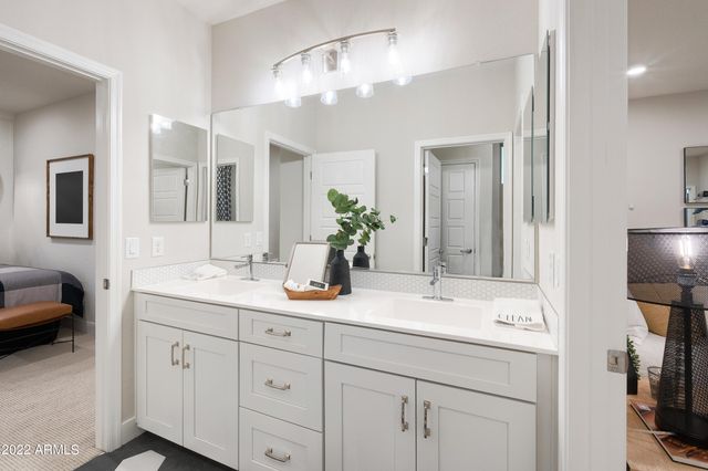 5529 N 191ST Drive, Litchfield Park, AZ 85340