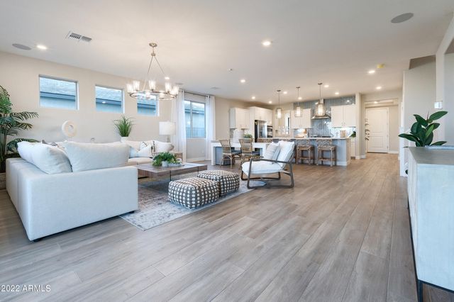 5529 N 191ST Drive, Litchfield Park, AZ 85340