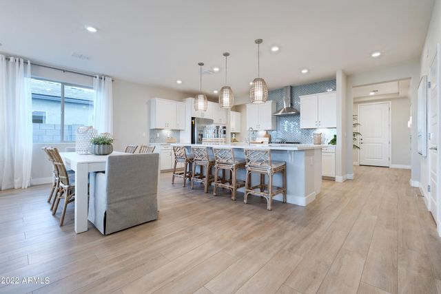 5529 N 191ST Drive, Litchfield Park, AZ 85340