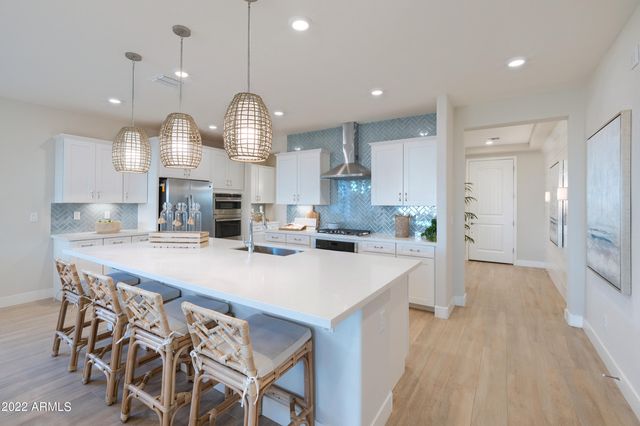 5529 N 191ST Drive, Litchfield Park, AZ 85340