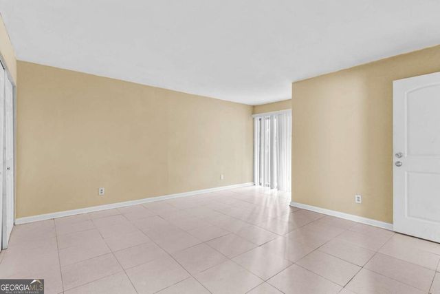 124 Camelot Drive, Atlanta, GA 30349