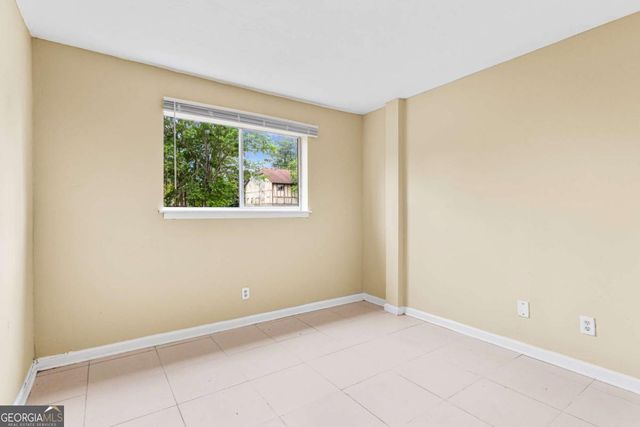 124 Camelot Drive, Atlanta, GA 30349